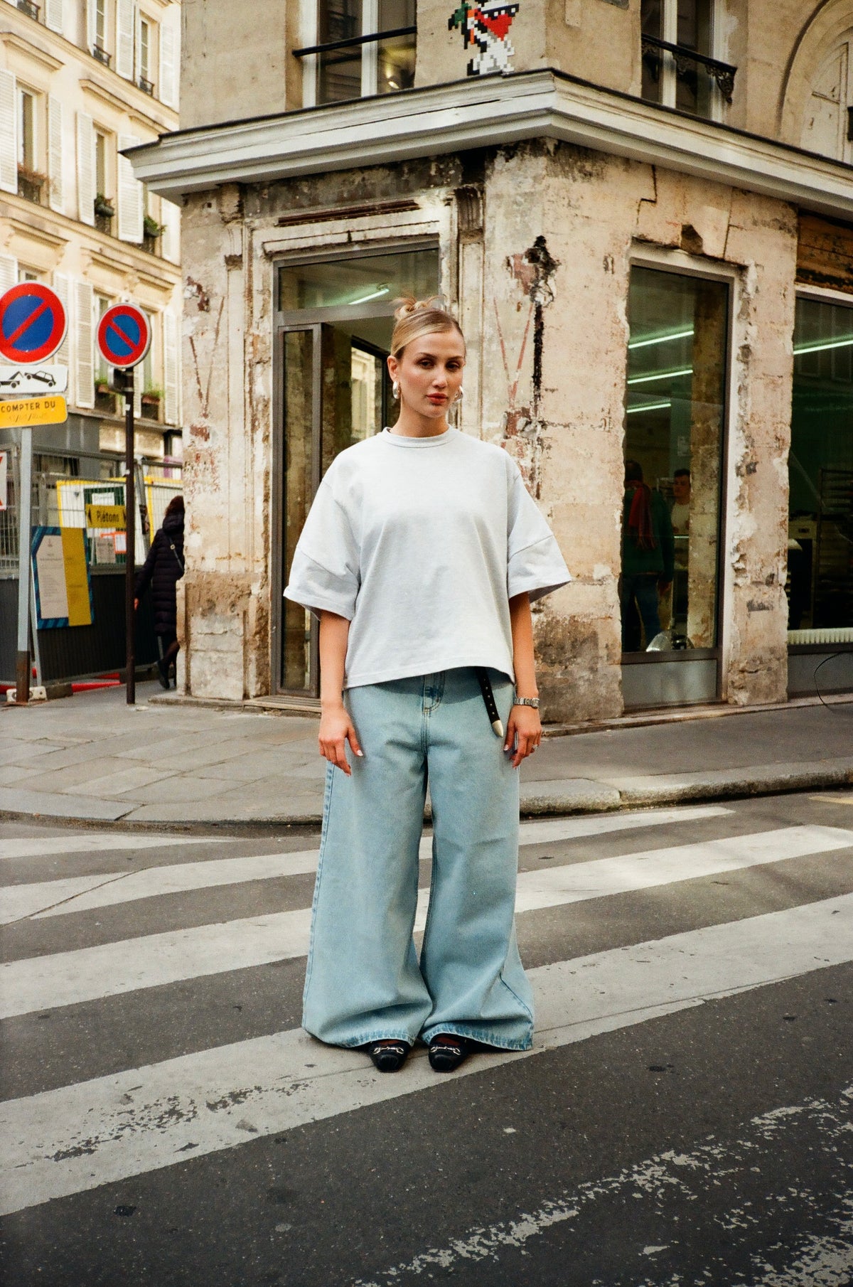 EVERGREEN TRIPLE ARM BOXY TEE — 3