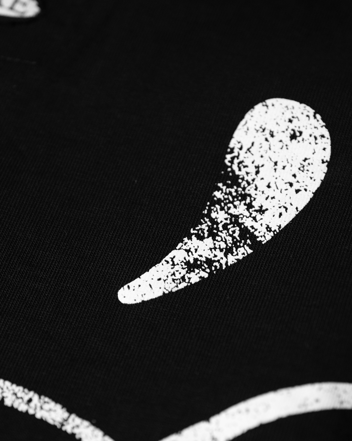 AGED SIGNET TEE — 6