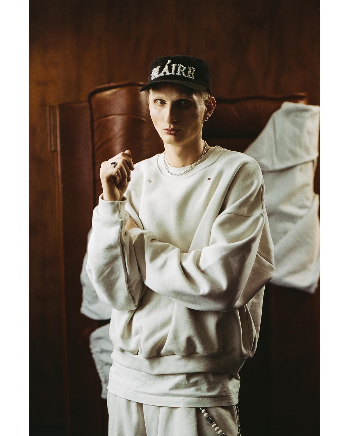 EVERGREEN LOOSE METAL RIVET CREWNECK — 4