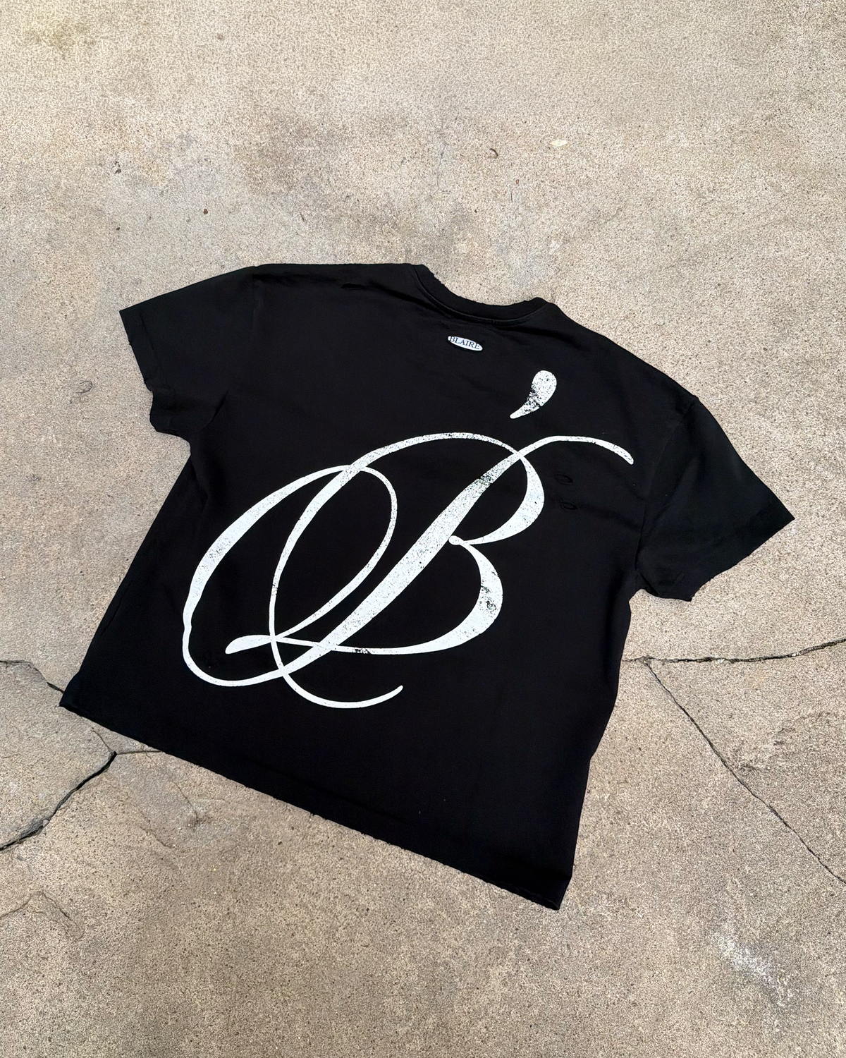 AGED SIGNET TEE — 8