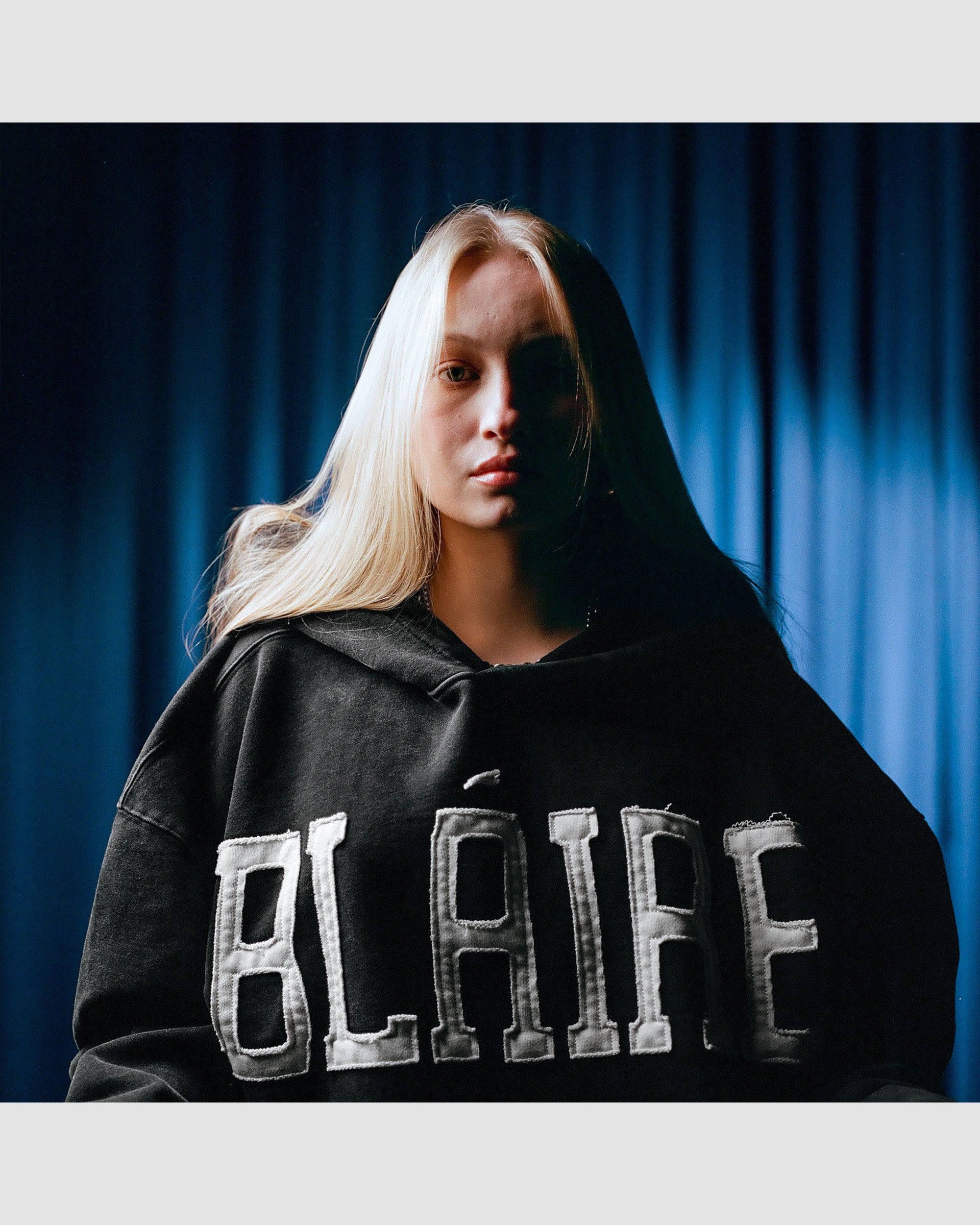 APPLIQUE HOODIE Image 6
