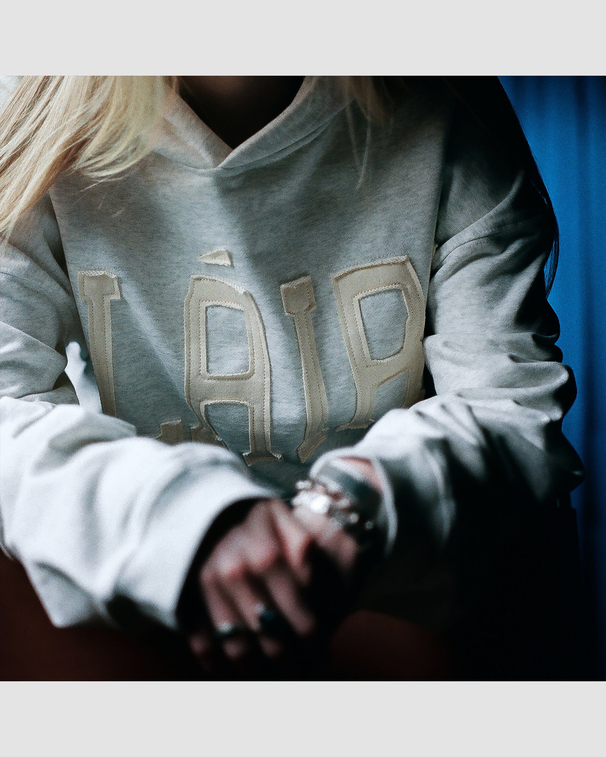 APPLIQUE HOODIE Image 5